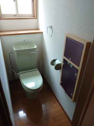 ２階トイレのビフォア